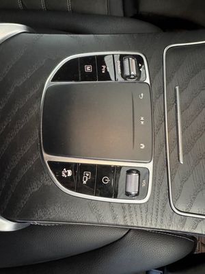 Mercedes GLC300 bild 27