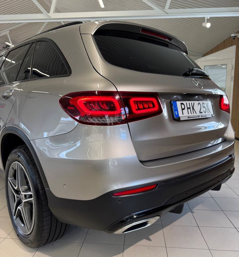 Mercedes GLC300 bild 13
