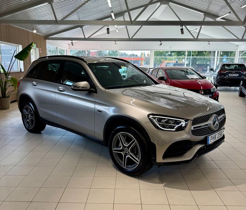 Mercedes GLC300 bild 22