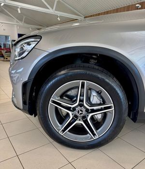 Mercedes GLC300 bild 3