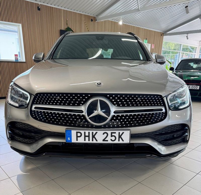 Mercedes GLC300 bild 24