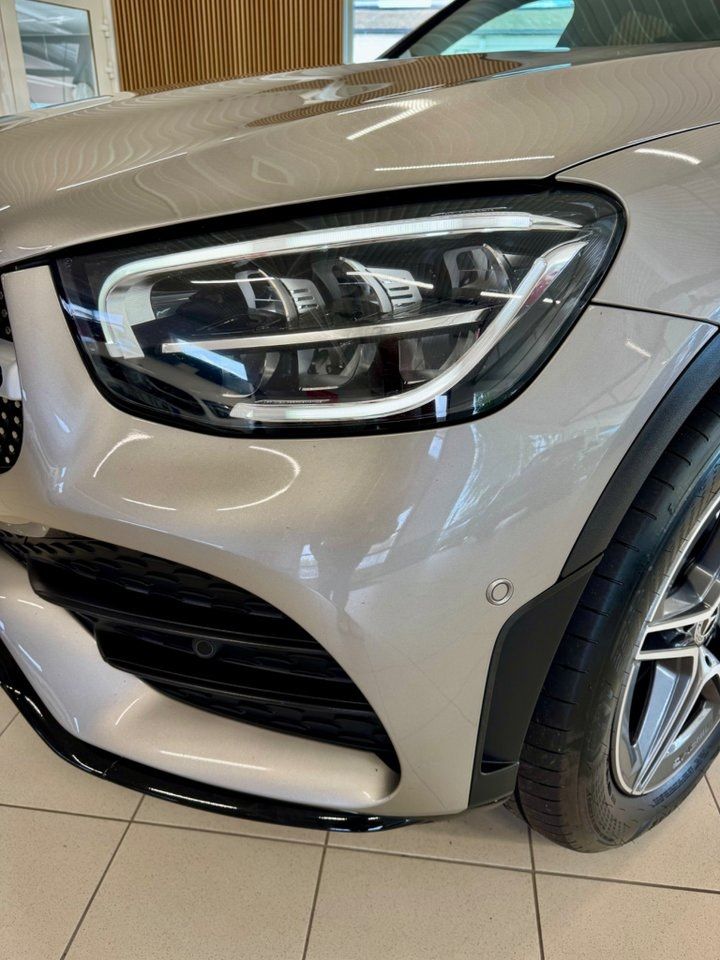 Mercedes GLC300 bild 25