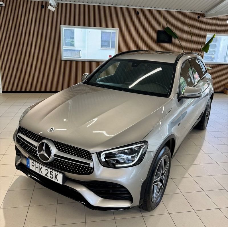 Mercedes GLC300 bild 14