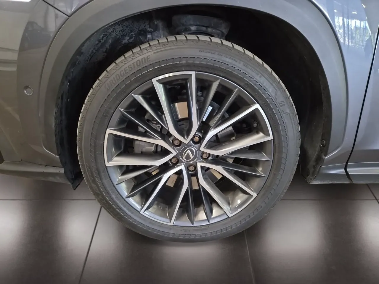 Vehicle image 8