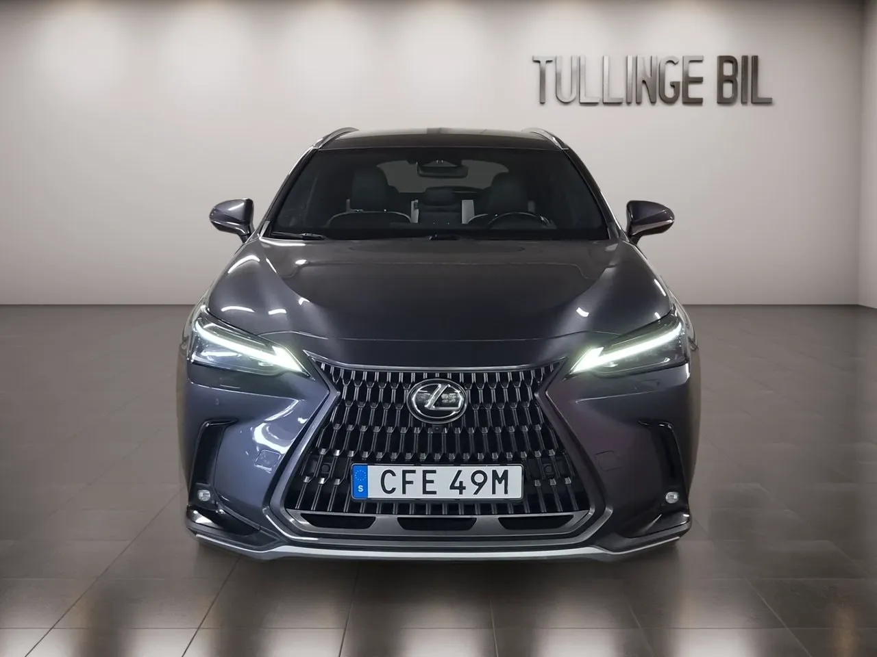Vehicle image 7