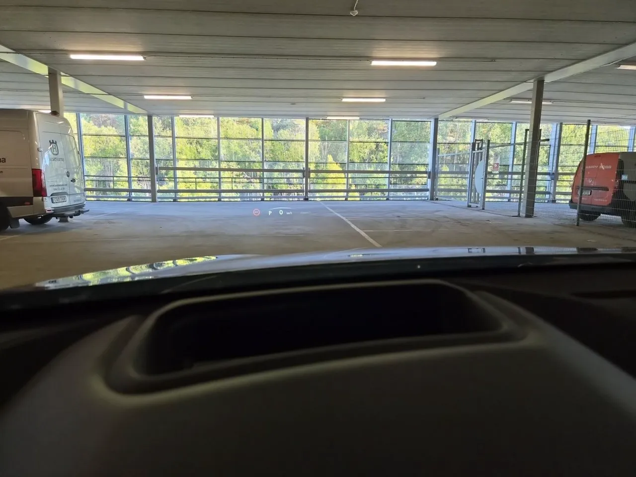 Vehicle image 18