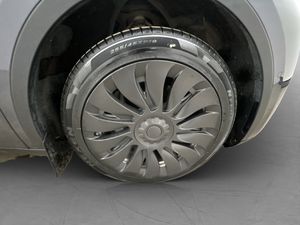 Tesla Model Y bild 33