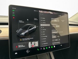 Tesla Model Y bild 24