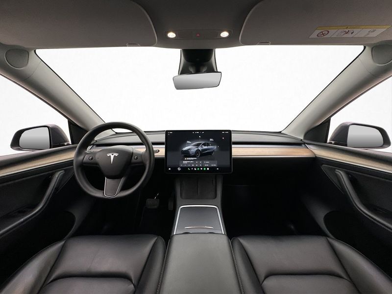 Tesla Model Y bild 16