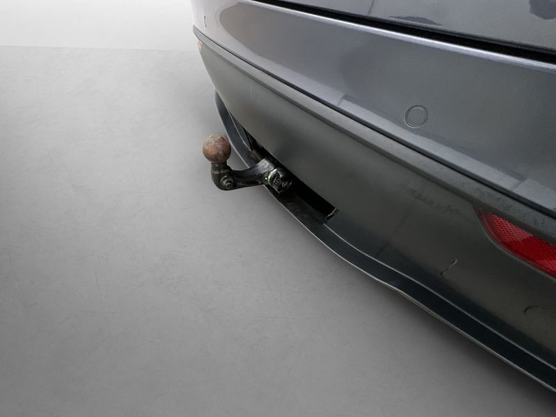 Tesla Model Y bild 10
