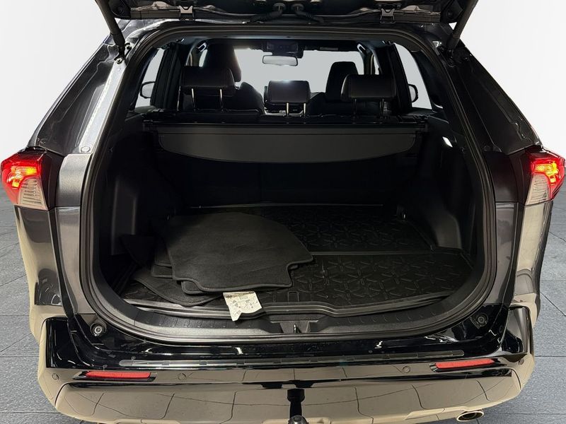 Toyota RAV4 bild 10