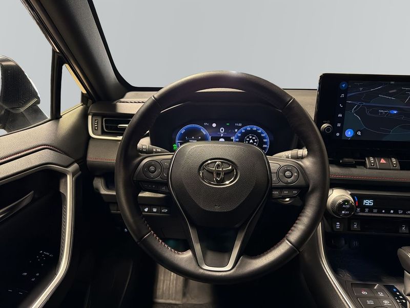 Toyota RAV4 bild 9