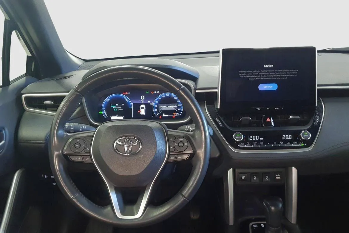 Vehicle image 8