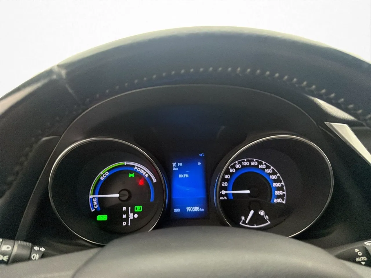 Vehicle image 25