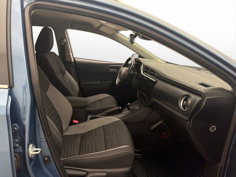 Toyota Auris bild 14