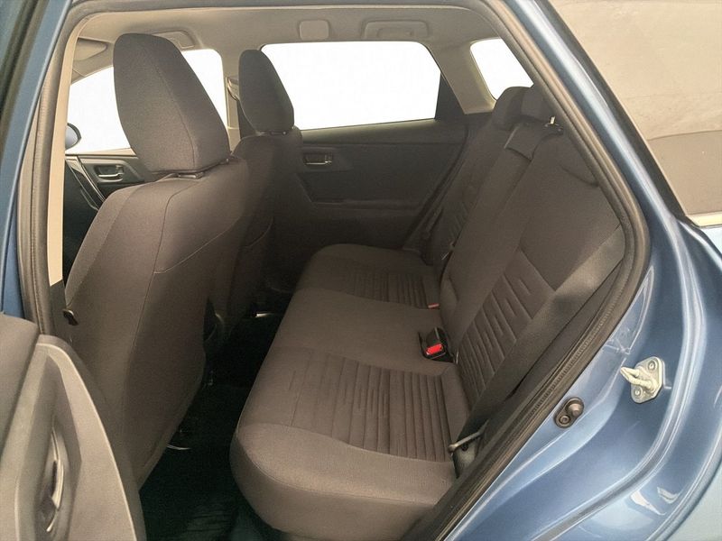Toyota Auris bild 17