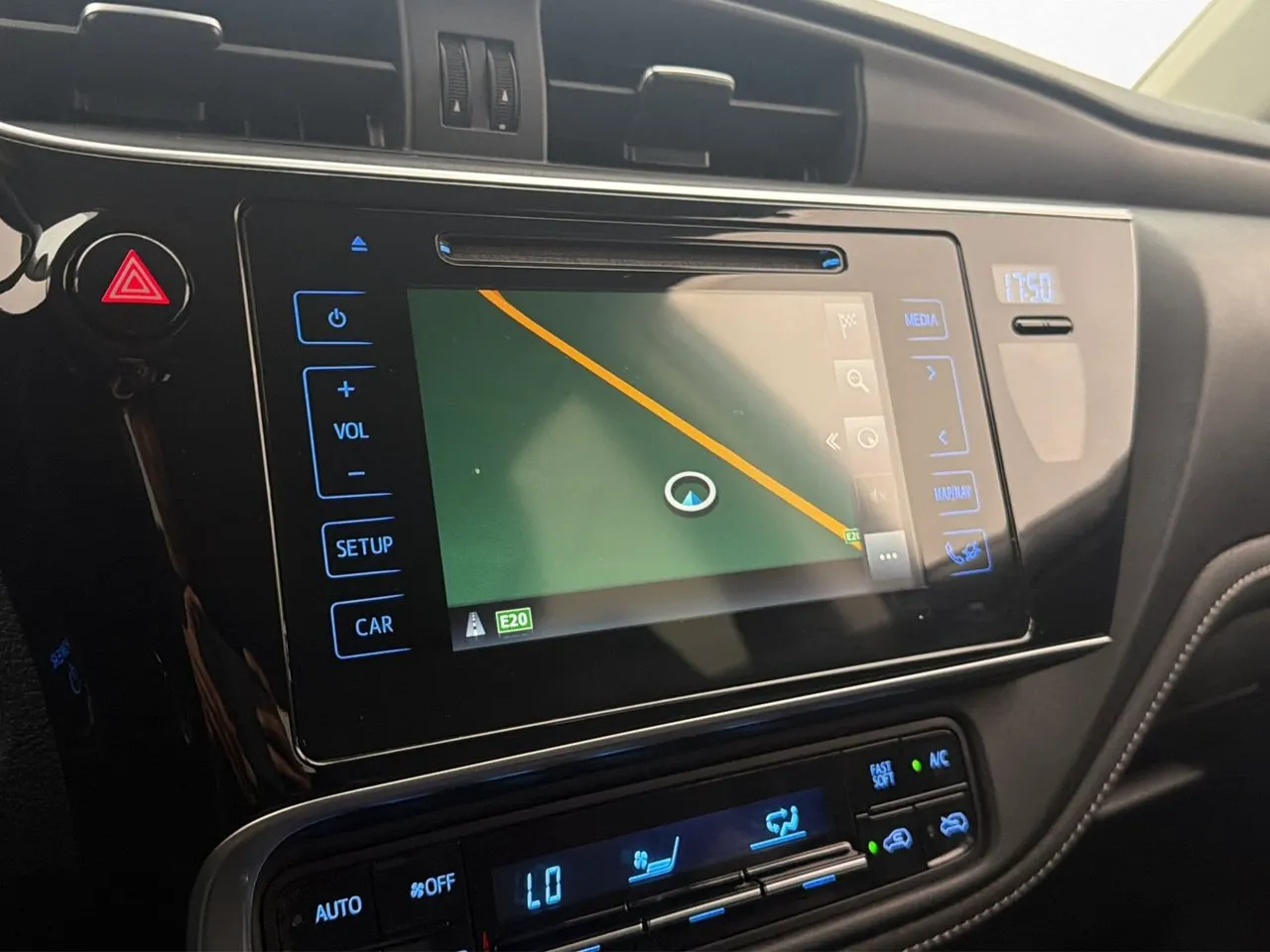 Vehicle image 20