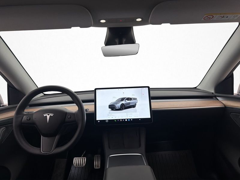 Tesla Model Y bild 16