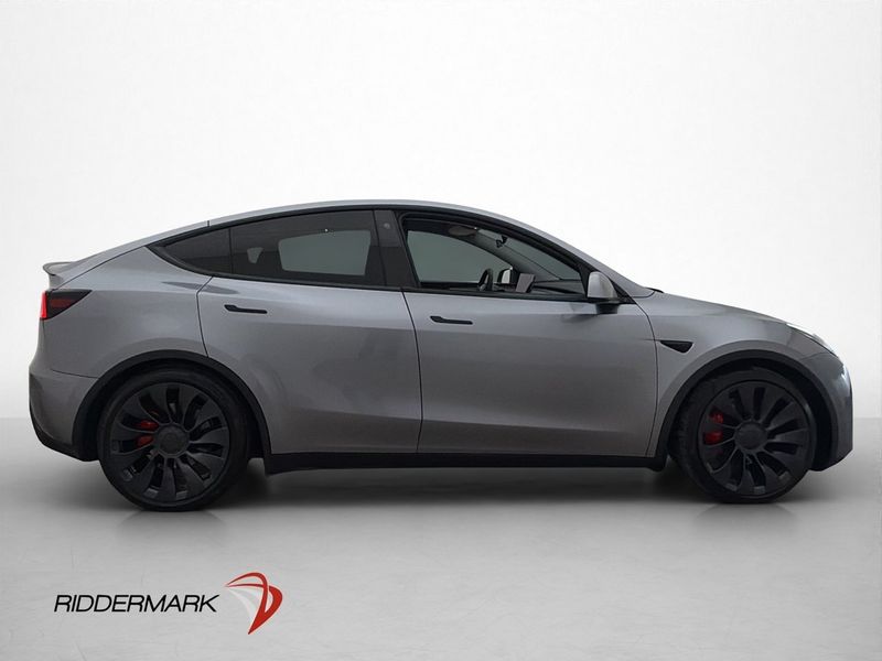 Tesla Model Y bild 10