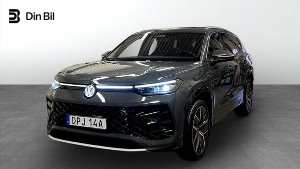 Volkswagen Tayron R-Line TDI193 DSG 4M Panorama/Edition/Drag/P-värma - 2026