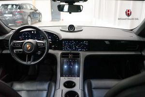Porsche Taycan bild 14