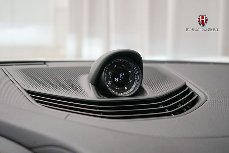 Porsche Taycan bild 18
