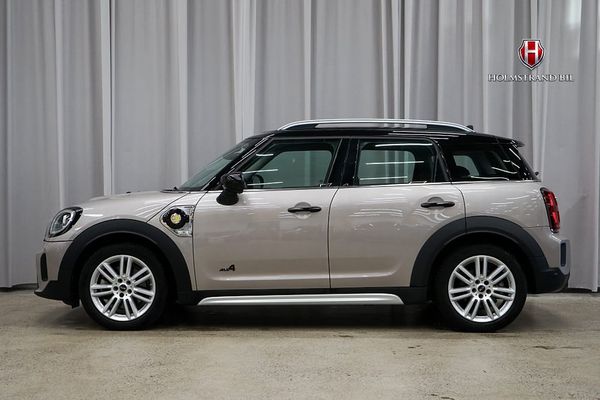MINI Countryman Cooper SE ALL4 Essential Kamera Carplay Sportstol GPS - 2023