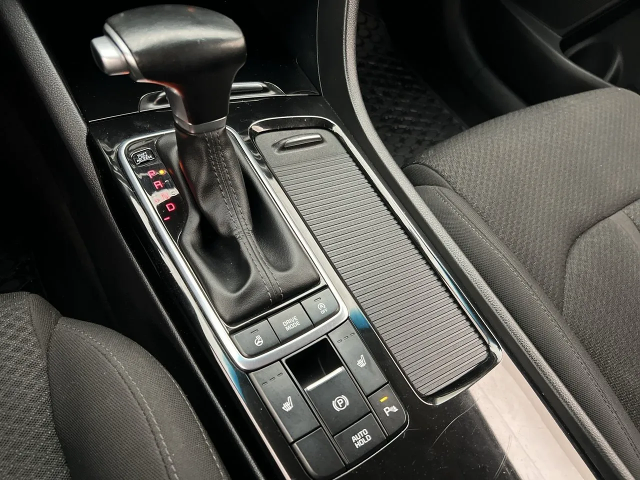 Vehicle image 21