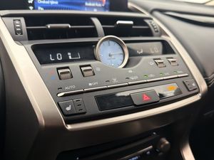 Lexus NX bild 24