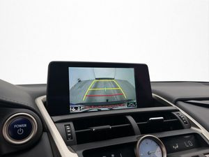 Lexus NX bild 23