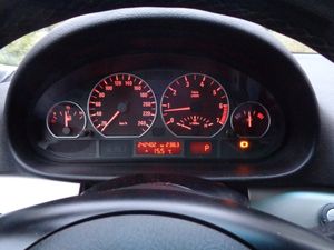 BMW 330 bild 7