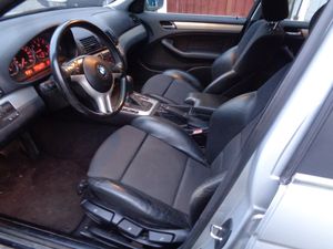 BMW 330 bild 14