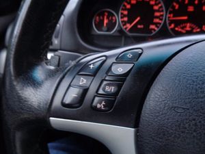 BMW 330 bild 12