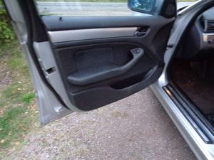 BMW 330 bild 15