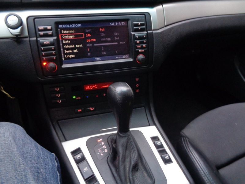 BMW 330 bild 9