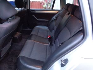 BMW 330 bild 16