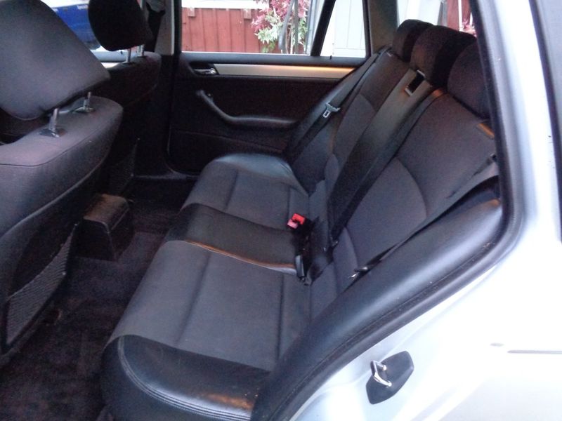 BMW 330 bild 16