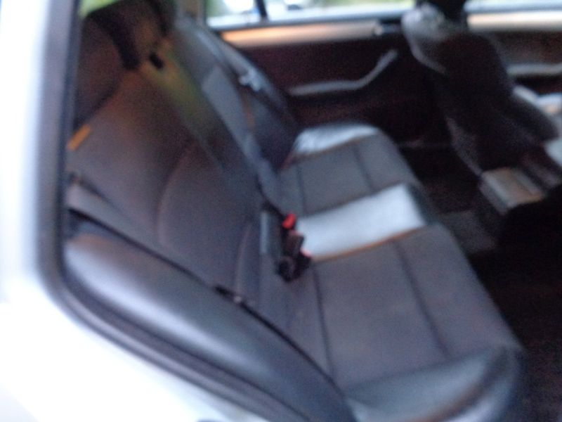 BMW 330 bild 17