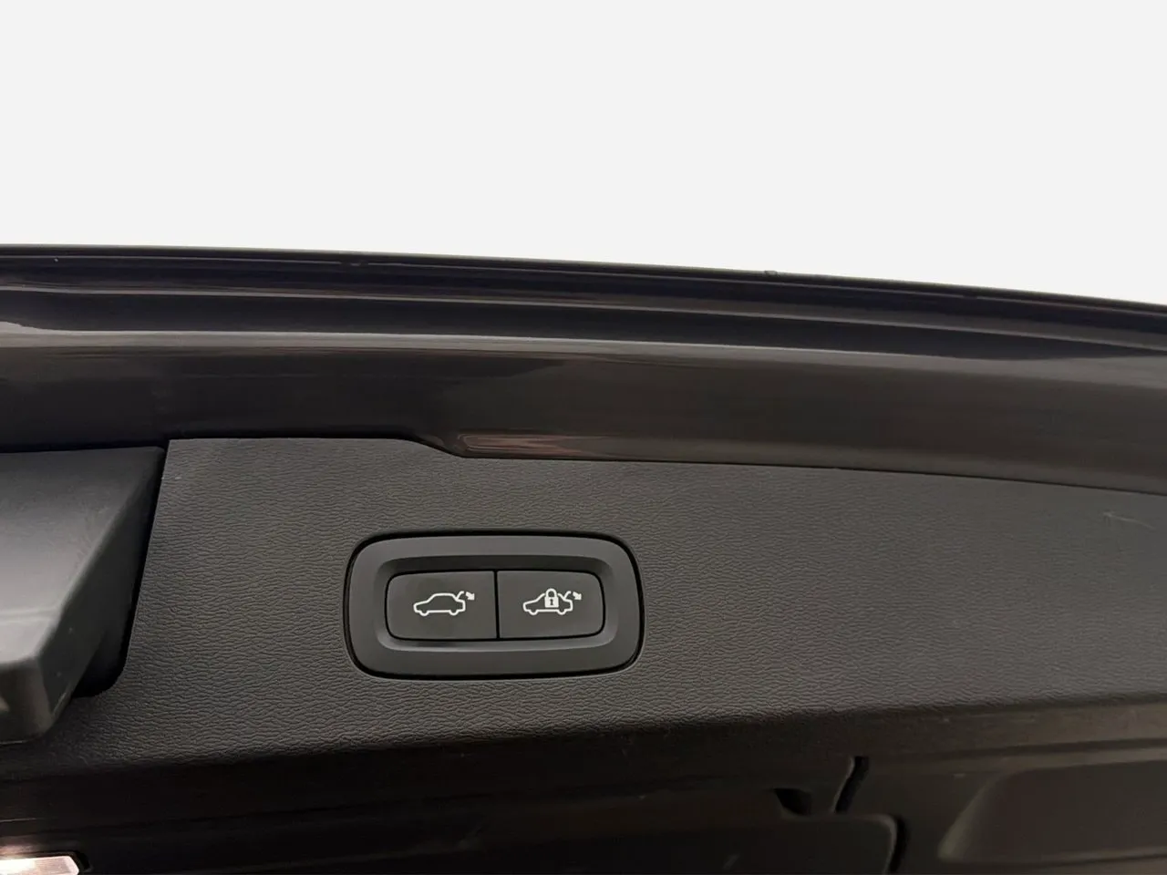 Vehicle image 34