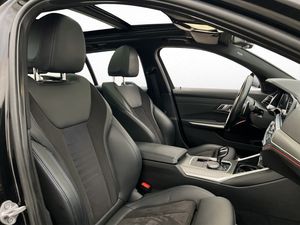 BMW 330 bild 13
