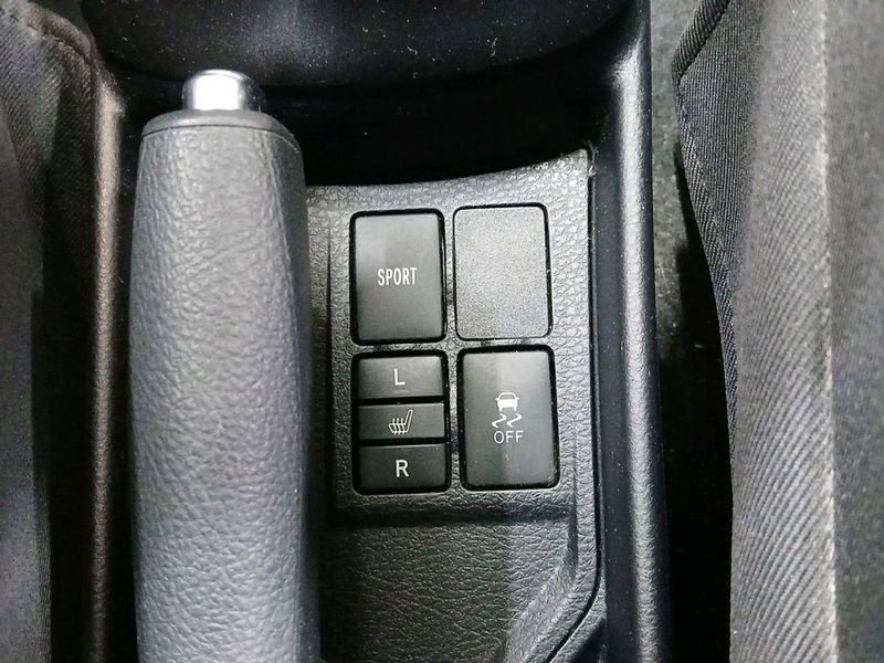 Toyota Yaris bild 21