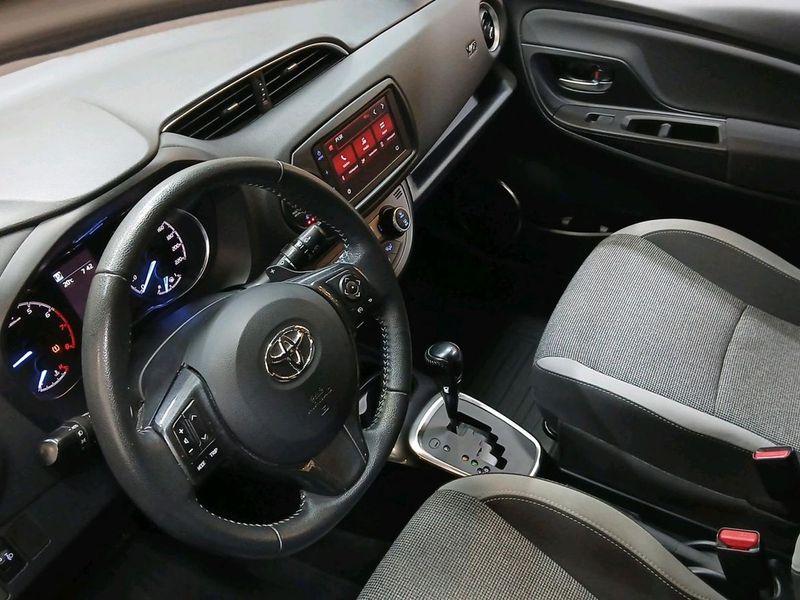 Toyota Yaris bild 14