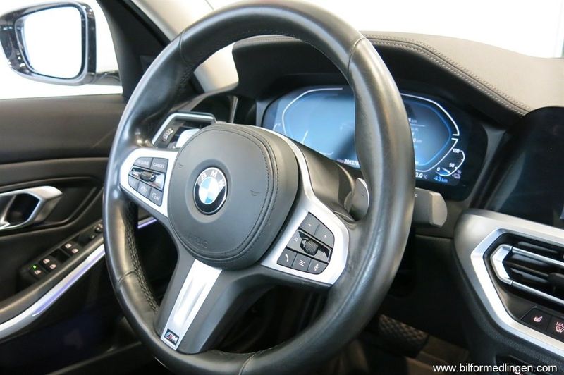BMW 330 bild 10