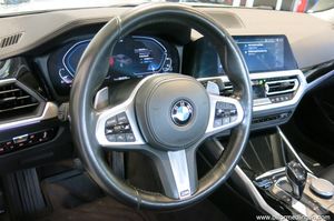 BMW 330 bild 11