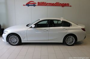 BMW 330 bild 1