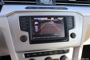 Volkswagen Passat bild 15