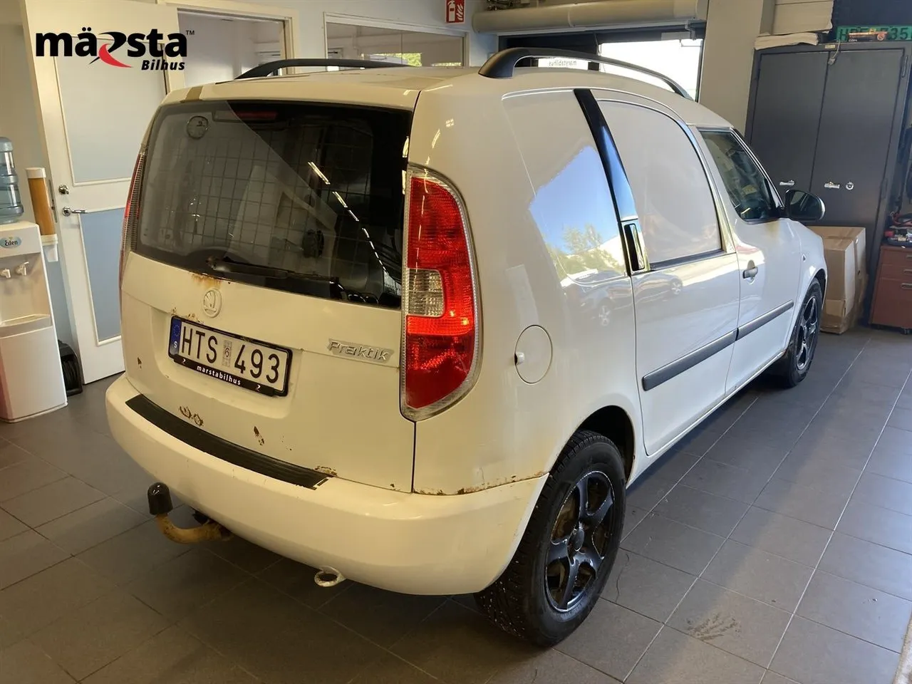 Vehicle image 2