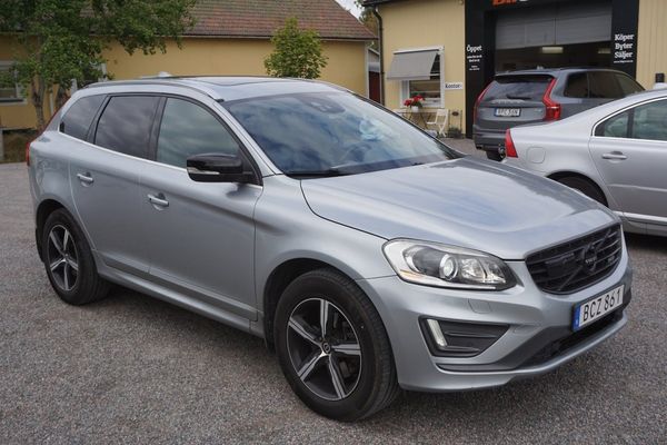 Volvo XC60 D5 AWD Aut Black R Business Edition Drag värmare - 2014