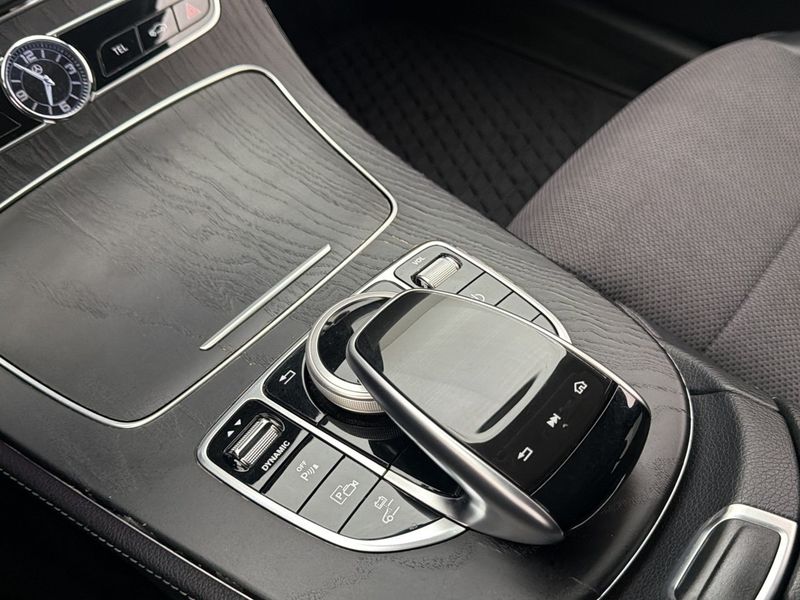 Mercedes E300 bild 30