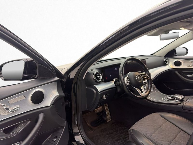 Mercedes E300 bild 12